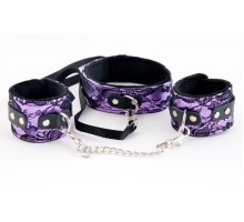 Пурпурный кружевной набор: ошейник и наручники